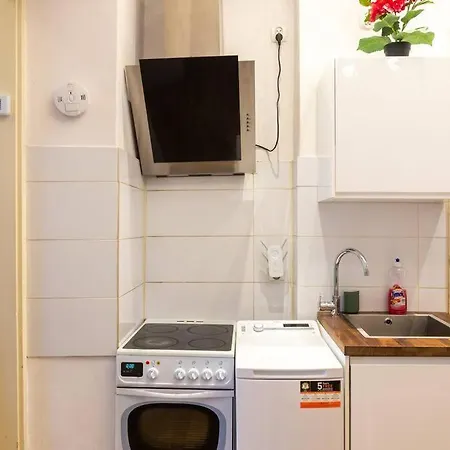 아파트 Old Town Kazimierz Shine After Party 4 Indipendent Bedrooms 2 Bathrooms 크라쿠프