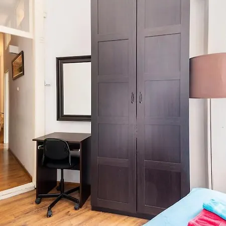 Old Town Kazimierz Shine After Party 4 Indipendent Bedrooms 2 Bathrooms 아파트