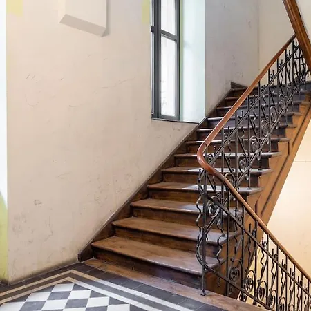 아파트 Old Town Kazimierz Shine After Party 4 Indipendent Bedrooms 2 Bathrooms *