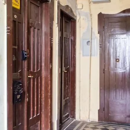 Old Town Kazimierz Shine After Party 4 Indipendent Bedrooms 2 Bathrooms Apartment