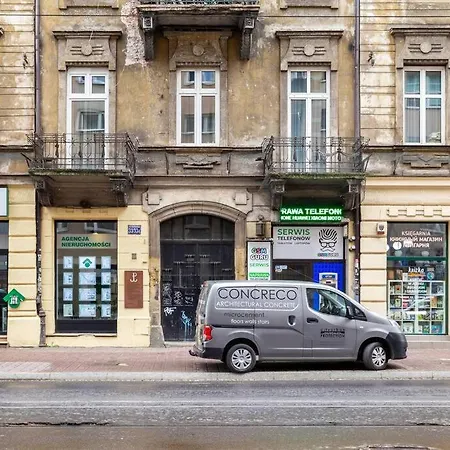Old Town Kazimierz Shine After Party 4 Indipendent Bedrooms 2 Bathrooms Apartment